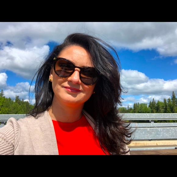 Meet your Posher, Delitsa - Picture 1 of 1